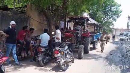 गेंडोंल गांव में नीम के पेड़ पर फांसी लगाकर मिला 32 वर्षीय युवक का शव, पुलिस कर रही जांच