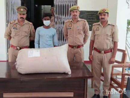 संडीला: बेनीगंज पुलिस ने एक बोरी गेहूं चुराने वाले अभियुक्त पुत्तीलाल को किया गिरफ्तार