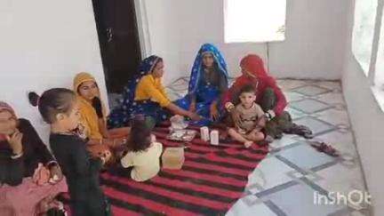 उनियारा: देवली के आंगनबाड़ी केंद्र पर गर्भवती महिलाओं की गोद भराई रस्म की गई