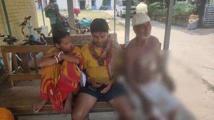 নাকাশিপাড়া: বাড়ির উঠানে জল ফেলাকে কেন্দ্র করে কোপাকোপিতে মাথা ফাটলো  গোট পাড়ায় এক ব্যক্তির থানায় অভিযোগ