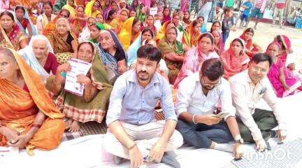 मुंगेर: जिले में 12 स्थानों पर महिला संवाद कार्यक्रम आयोजित, महिलाओं को योजनाओं की जानकारी दी गई