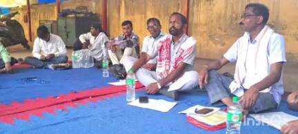 चैनपुर:लोहरा समाज गुमला जिला ईकाई का समीक्षात्मक बैठक गुमला k, K परिसर में हुआ सम्पन्न