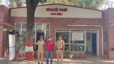 रूड़की: बाजू हेड़ी गांव से पुलिस ने फरार चल रहे एक वारंटी को किया गिरफ्तार, शराब की तस्करी के आरोप में था फरार