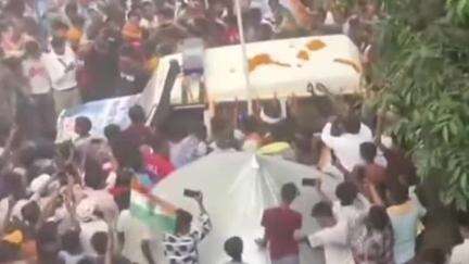 बड़हरिया: वसीलपुर गांव में शहीद रामबाबू प्रसाद के शव के आगमन पर परिजनों में मचा कोहराम, राजकीय सम्मान के साथ दी गई अंतिम विदाई