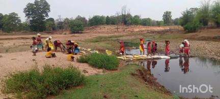 बैहर: ग्राम मंडवा में जनभागीदारी से चौथा बोरीबन्धान, 70 बोरियों से किया गया