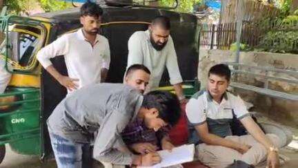 बहादुरगढ़: बादली क्षेत्र के जोहड़ में मिला एक व्यक्ति का शव, पुलिस ने पोस्टमार्टम करवाकर परिजनों को सौंपा
