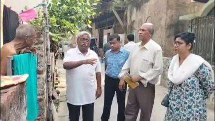 ব্যারাকপুর ২: খড়দহ এবং টিটাগড় পৌরসভার ডায়রিয়া প্রবণ অঞ্চল পরিদর্শন রাজ্য স্বাস্থ্য দপ্তরের প্রতিনিধি দলের সদস্যদের