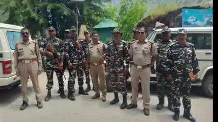 धारचूला: पुलिस अधीक्षक के निर्देशन में तपोवन, छिरकला, तवाघाट, ऐलागाड़, छारछुम में गश्त और कांबिंग ऑपरेशन जारी