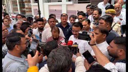 चित्तौड़गढ़: खटीक समाज के आरटीओ की हत्या के मामले में समाज के लोगों ने जयपुर में उपमुख्यमंत्री प्रेमचंद बैरवा को ज्ञापन दिया
