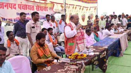 वरला: वरला तहसील के चिरमिरिया गांव में वन अधिकार पत्र वितरण कार्यक्रम आयोजित, अनुसूचित जनजाति राष्ट्रीय अध्यक्ष शामिल हुए