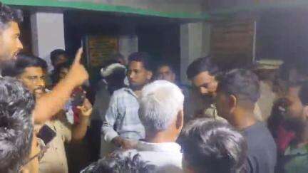 बस्ती: दूसरी शादी करने जा रहा दूल्हा, पहली पत्नी की शिकायत पर पुलिस ने थाने ले जाकर किया गिरफ्तार, कलवारी थाना क्षेत्र की घटना