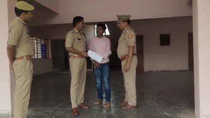 घोसी: पुलिस लाइन परिसर में एसपी ने पुलिस प्रशिक्षण समेत अन्य जगहों का किया निरीक्षण