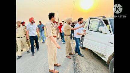ਪਟਿਆਲਾ: ਪਟਿਆਲਾ ਸਰਹਿੰਦ ਰੋਡ ਉੱਤੇ ਪਿੰਡ ਫੱਗਣਮਾਜਰਾ ਨੇੜੇ ਹੋਏ ਐਨਕਾਉਂਟਰ ਦੋਰਾਨ ਪੁਲਿਸ ਨੇ ਗੁਰਚਰਨ ਸਿੰਘ ਨਾਮਕ ਗੈਂਗਸਟਰ ਕਿੱਤਾ ਕਾਬੂ