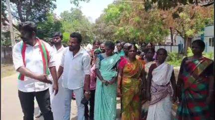 ராஜசிங்கமங்கலம்: விசாரணைக்கு அழைத்து சென்று இளைஞர் மீது கஞ்சா வழக்கு பதிவு செய்ததாக எஸ்பி அலுவலகத்தில் உறவினர்கள் புகார்