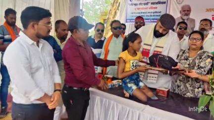 बिलासपुर: बिलासपुर के नवागांव सलका में समाधान शिविर का आयोजन, 49 मामलों का हुआ निराकरण और दिए गए निर्देश