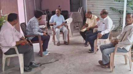 देवसर: देवसर विधायक ने अपने निवास पर जनता दरबार लगाया, एक दर्जन से ज़्यादा लोगों की समस्याएँ सुनीं
