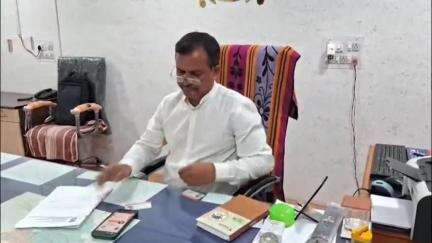 ગઢડા: નાગરિક સંરક્ષણ દળમાં યુવાનોને જોડાવા ગઢડા મામલતદારે કરી અપીલ:મામલતદાર કચેરીમાં 14થી 17 મે સુધી સ્વયંસેવકોની નોંધણી થશે