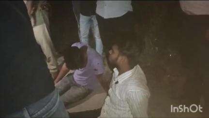 धामपुर: नहटौर के धामपुर मार्ग पर गांगन पुल के पास कार की टक्कर से दो बाइक सवार गंभीर रूप से घायल