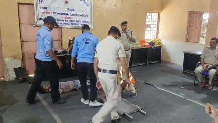 गाडरवारा: गाडरवारा नगर पालिका मंगल भवन में सिविल डिफेंस वालंटियर शिविर का आयोजन