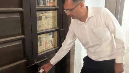 सूरतगढ़: शहर के सरकारी कार्यालयों की आकस्मिक जांच में ADM की टीम ने कर्मचारियों की उपस्थिति की जांच, 208 में से आधे मिले नदारद