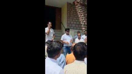 बड़ी सादड़ी: उपखंड अधिकारी के कार्यालय पर वरिष्ठजनों ने रोडवेज बस संचालन हेतु सौंपा ज्ञापन