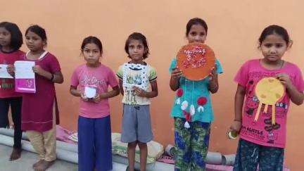 जगाधरी: बिलासपुर के पीरथीपुर में श्री गुरु रविदास समाज सेवा संस्था ने बच्चों को ई-वेस्ट प्रबंधन के महत्व के बारे में जानकारी दी
