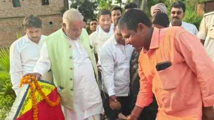 नूरसराय: रसलपुर छठ घाट का उद्घाटन मंत्री श्रवण कुमार और विधान पार्षद रीना यादव ने किया