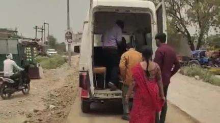 भांडेर: ग्राम सालोन बी के स्वास्थ्य केंद्र में आपातकालीन स्थिति में मॉकड्रिल आयोजित