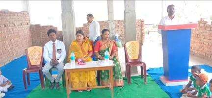 बरवाडीह: राज्य स्तरीय कराटे प्रतियोगिता में ब्राउन मेडल जीतने वाले खिलाड़ी को सम्मानित किया गया