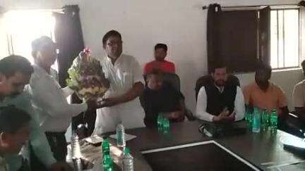 मरकच्चो: कादोडीह पंचायत भवन में माता सावित्रीबाई फुले ट्रस्ट ने डॉ. पार्वती बर्मा को सम्मानित किया