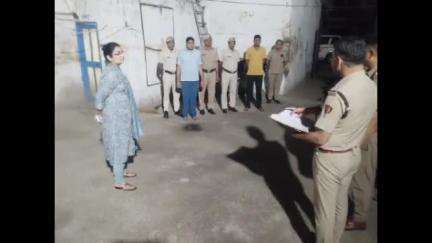 झज्जर: पुलिस आयुक्त डॉ. राजश्री सिंह ने थाना व चौकी का किया औचक निरीक्षण, ड्यूटी में लापरवाही बर्दाश्त नहीं