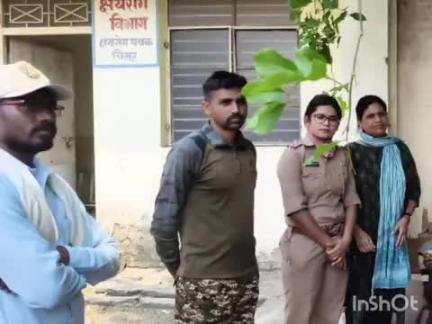 चिमूर: वन विभागाकडून 50 हजार रुपयांची आर्थिक सहकार्य करबडा येथील घटना