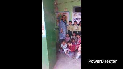 नाहन: इनर व्हील क्लब क्लासिक ने बच्चों को शिक्षण सामग्री वितरित की