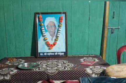 गाडरवारा: जिला पंचायत सदस्य श्रीमती रिचा डब्बू स्थापक ने ग्रामों में शोक संवेदना व्यक्त की