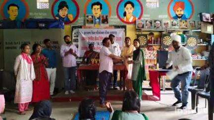 कर्माटांड /विद्यासागर: कर्माटांड़ में शिक्षा विभाग ने प्रखंड स्तरीय कैरम प्रतियोगिता का आयोजन किया, विजेताओं को पुरस्कृत किया गया