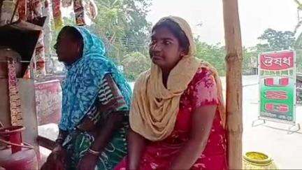 দেগঙ্গা: গৃহবধূকে বেধড়ক মারধরের অভিযোগ স্বামীর বিরুদ্ধে, থানায় অভিযোগ দায়ের, তদন্তে পুলিশ
