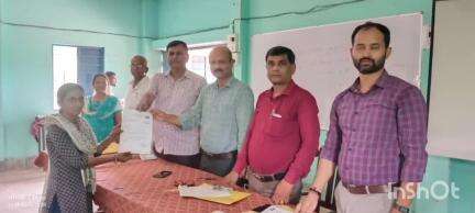 मटिहानी: TRE-3 के तहत आरकेएल उत्क्रमित माध्यमिक विद्यालय में 80 शिक्षकों को योगदान पत्र दिया गया