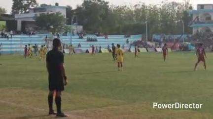 तेघरा: खेलो इंडिया यूथ गेम में झारखंड की टीम ने पुरुष फुटबॉल में स्वर्ण पदक जीता