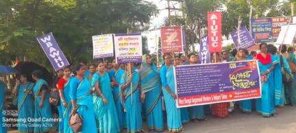 তমলুক: তমলুকের জেলা নারী ও শিশু কল্যাণ দপ্তরে খুব ডেপুটেশন দিল ওয়েস্ট বেঙ্গল ওয়ার্কার্স এন্ড হেলপারস ইউনিয়ন