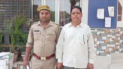 आज़मगढ़: शहर कोतवाली पुलिस ने अपहरण धमकी और जबरन वसूली के आरोपी प्रॉपर्टी डीलर बबलू सिंह को गिरफ्तार कर चालान किया