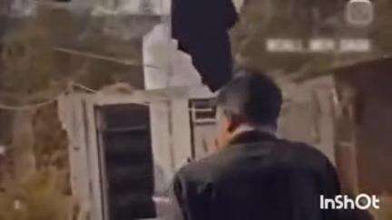 बांदा: बंदूक से हवाई फायर करते युवक का वीडियो हुआ वायरल, पुलिस ने समीचीन धाराओं में दर्ज किया मुकदमा