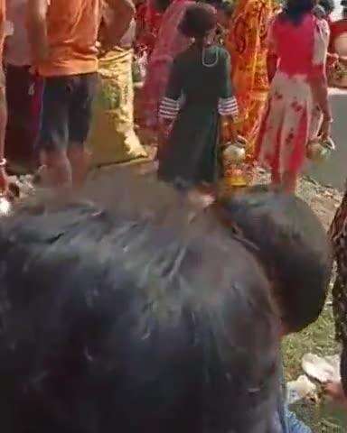 কেশপুর: বিপুল উৎসাহ উদ্দীপনার মধ্য দিয়ে ধলহারাতে বৈশাখী গাজন হল বুধবার