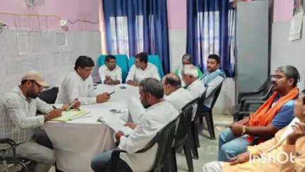 हरलाखी: हरलाखी प्रखंड के सीएचसी उमगांव में आशा कार्यकर्ताओं के चयन पर हुई चर्चा, विभिन्न पंचायतों के मुखिया के साथ बैठक