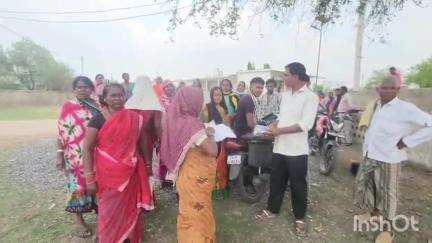 नवागढ़: ग्राम पंचायत खैरी में राशन नहीं मिलने से ग्रामीण हो रहे परेशान,राशन दुकान के काट रहे चक्कर #jansamasya