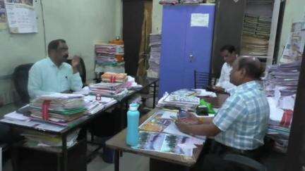 नागदा: एसडीएम ने नगरपालिका का किया औचक निरीक्षण