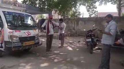 हाजीपुर: महुआ थाना क्षेत्र के भरतपुर में फंदे से लटका मिला महिला का शव