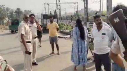 भगवानपुर: सराय रेलवे स्टेशन के पास ट्रेन से कटकर एक व्यक्ति ने की आत्महत्या, पहचान नहीं हो पाई, मौके पर पहुंची सराय पुलिस