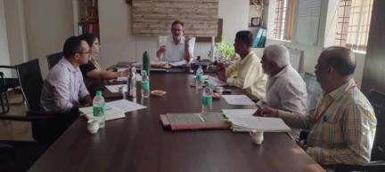 ಕಾರವಾರ: ನಗರದ ಡಿಹೆಚ್ಒ ಕಚೇರಿಯಲ್ಲಿ ಇಲಾಖೆಯ ಸಲಹಾ ಸಮಿತಿ ಸಭೆ