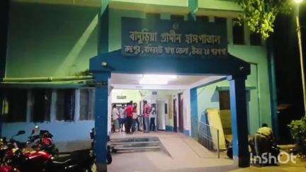 বাদুড়িয়া: বাদুড়িয়া গৌড়বঙ্গ রোডে ইঞ্জিন ভ্যান এবং মোটরসাইকেলের মুখোমুখি সংঘর্ষ, আহত ২