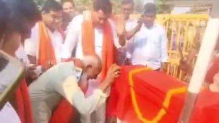 पातेपुर: पातेपुर के हबीबपुर सरैया पथ का शिलान्यास विधायक ने किया, लोगों में खुशी